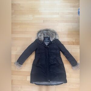 Women’s Black Parka Puffer Coat with Faux Fur Trim
